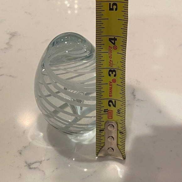 Art Glass Oval Paperweight with One Controlled Bubble Clear with White Swirls - Picture 9 of 11